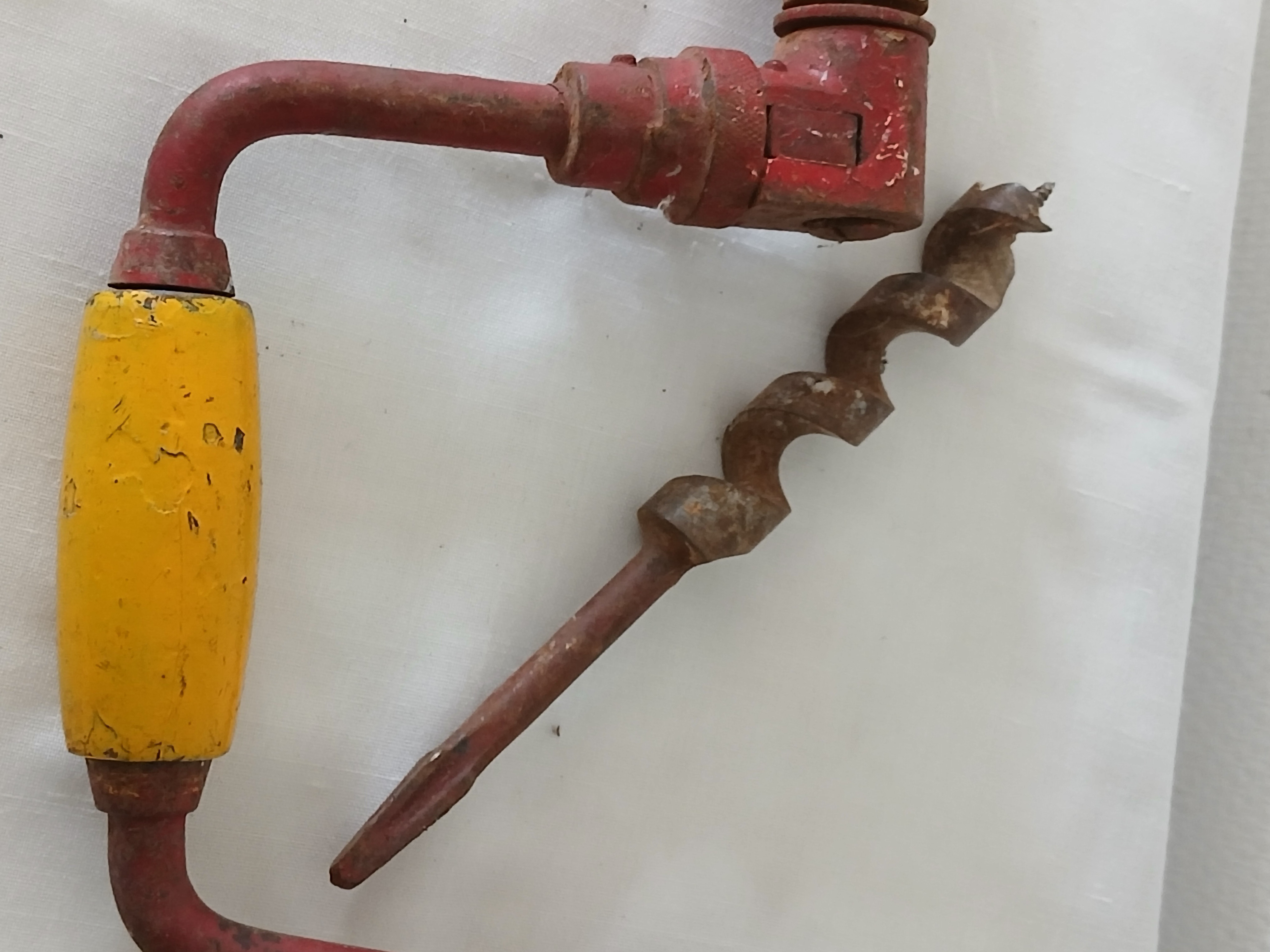 Outil ancien chignole, perçeuse à main et un foret - Bon état - Photo 5